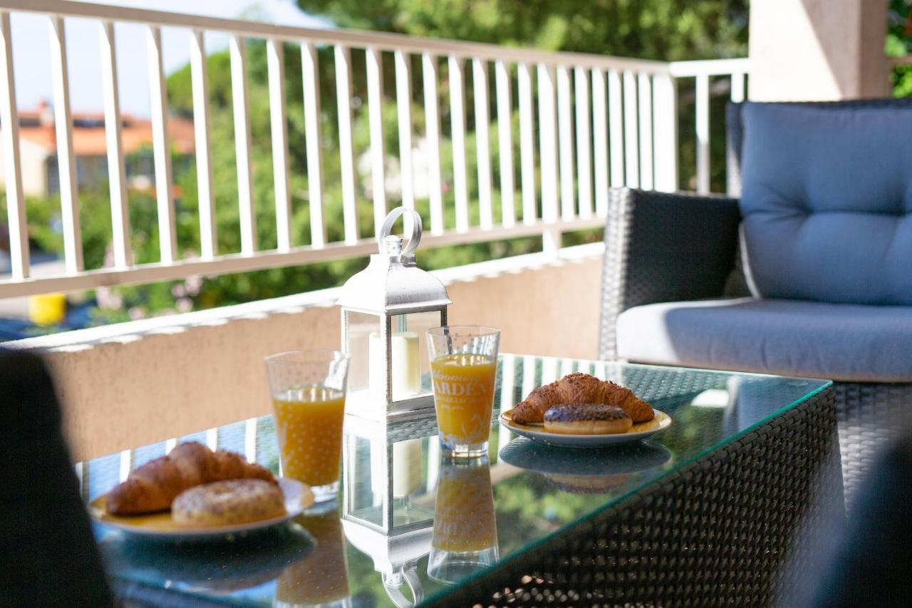 Apartment Lidija Кърк Екстериор снимка