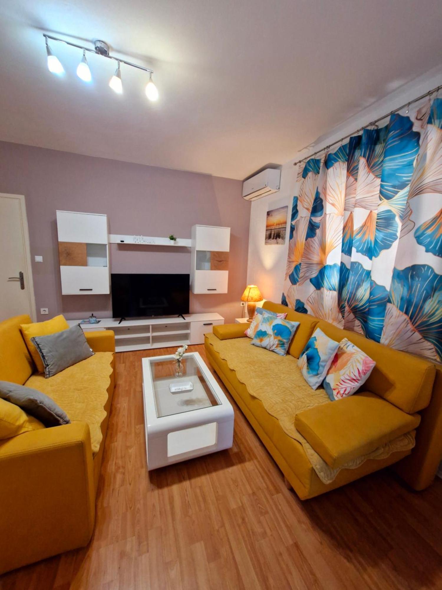 Apartment Lidija Кърк Екстериор снимка